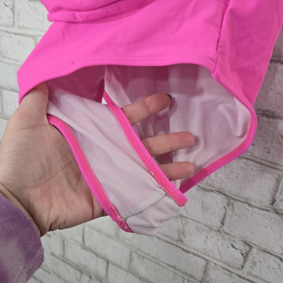 Hot pink one-piece low back swimsuit - Picture 6 of 12